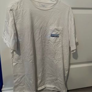 men’s vineyard vines tshirt